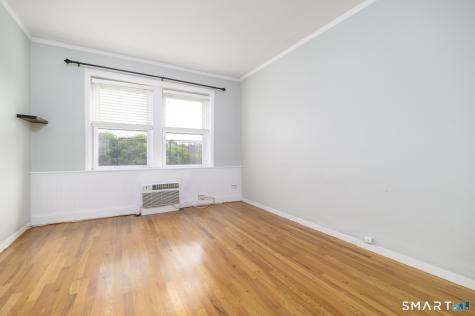 136 Woodside Green Stamford CT 06905