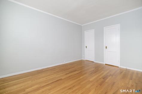 136 Woodside Green Stamford CT 06905