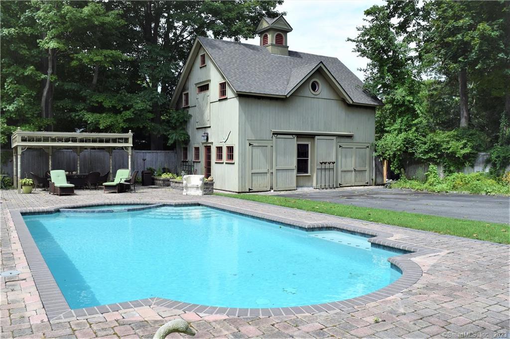 15 Pearl Street Clinton CT 06413
