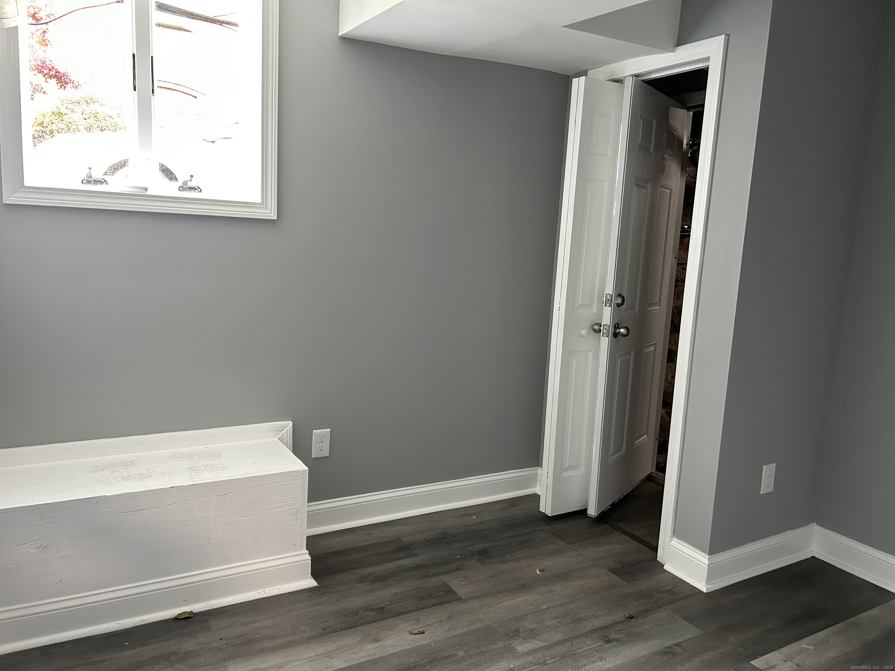 22 Hawthorne Street Norwich CT 06360