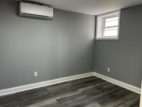 22 Hawthorne Street Norwich CT 06360