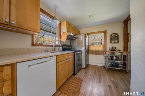 50 Ledge Hill Road Guilford CT 06437