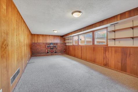 47 Nancy Drive East Hartford CT 06118