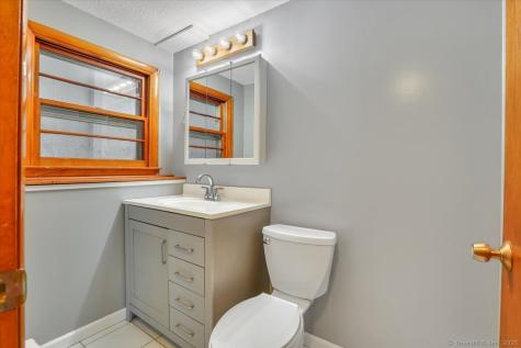 47 Nancy Drive East Hartford CT 06118