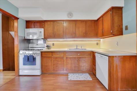 47 Nancy Drive East Hartford CT 06118