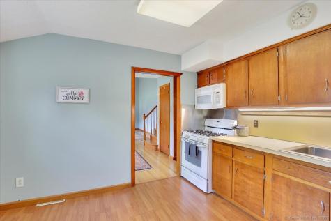 47 Nancy Drive East Hartford CT 06118