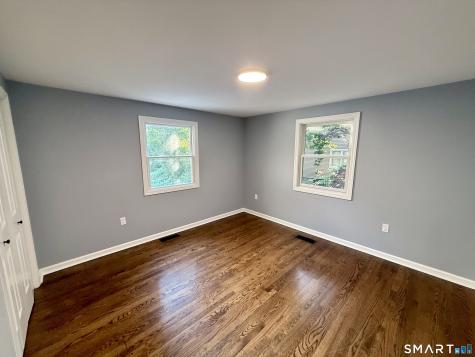 28 South Cliff Street Ansonia CT 06401