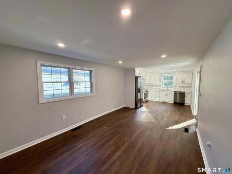 28 South Cliff Street Ansonia CT 06401