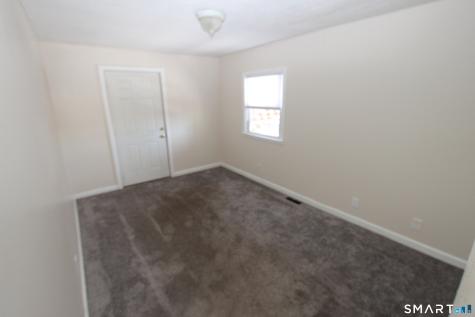24 Brook Street Seymour CT 06483