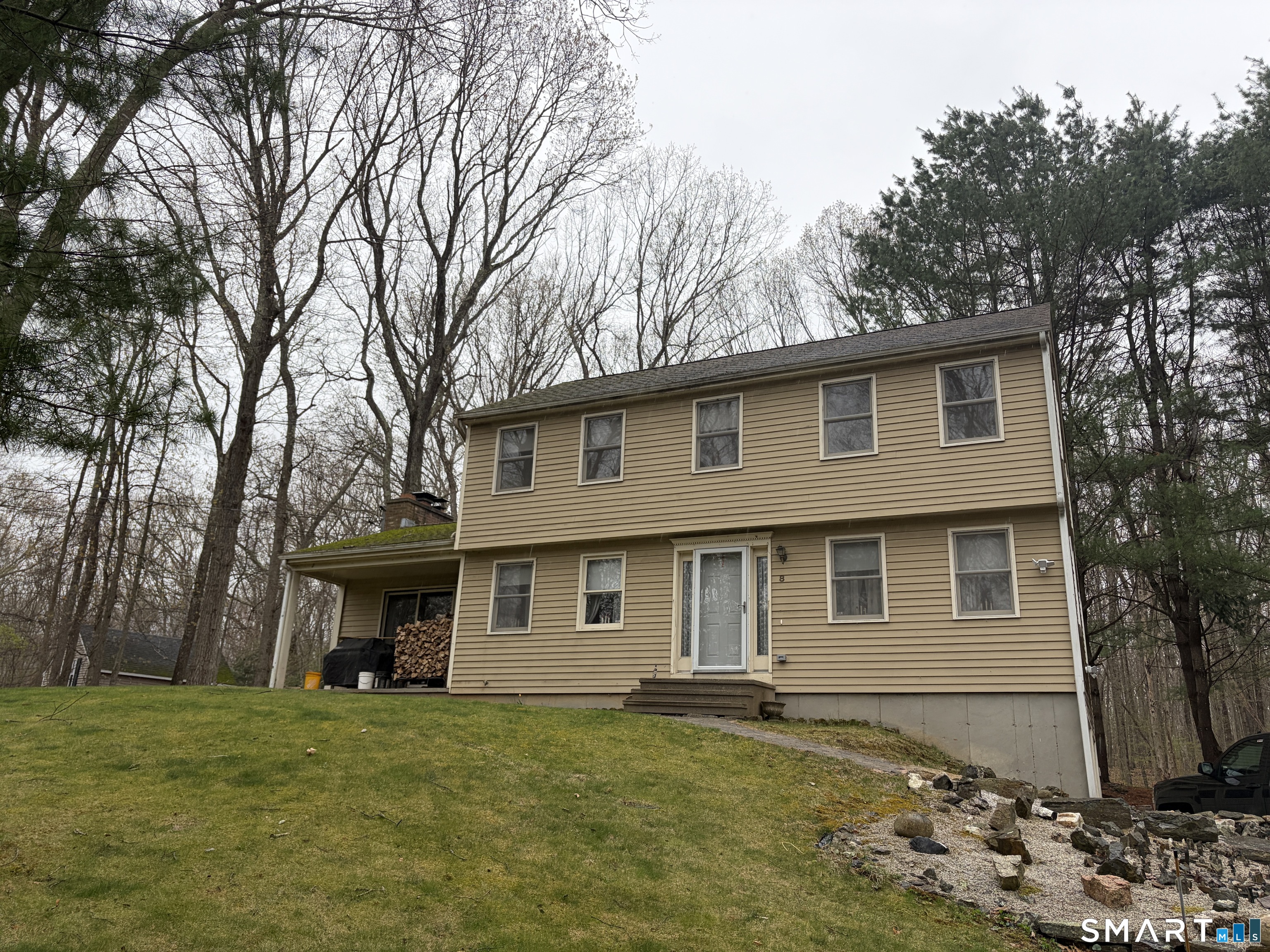 8 Brook Lane Guilford CT 06437