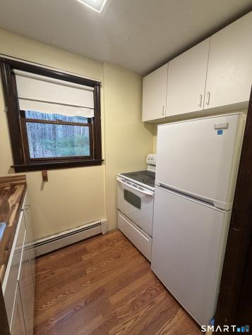 8 Brook Lane Guilford CT 06437