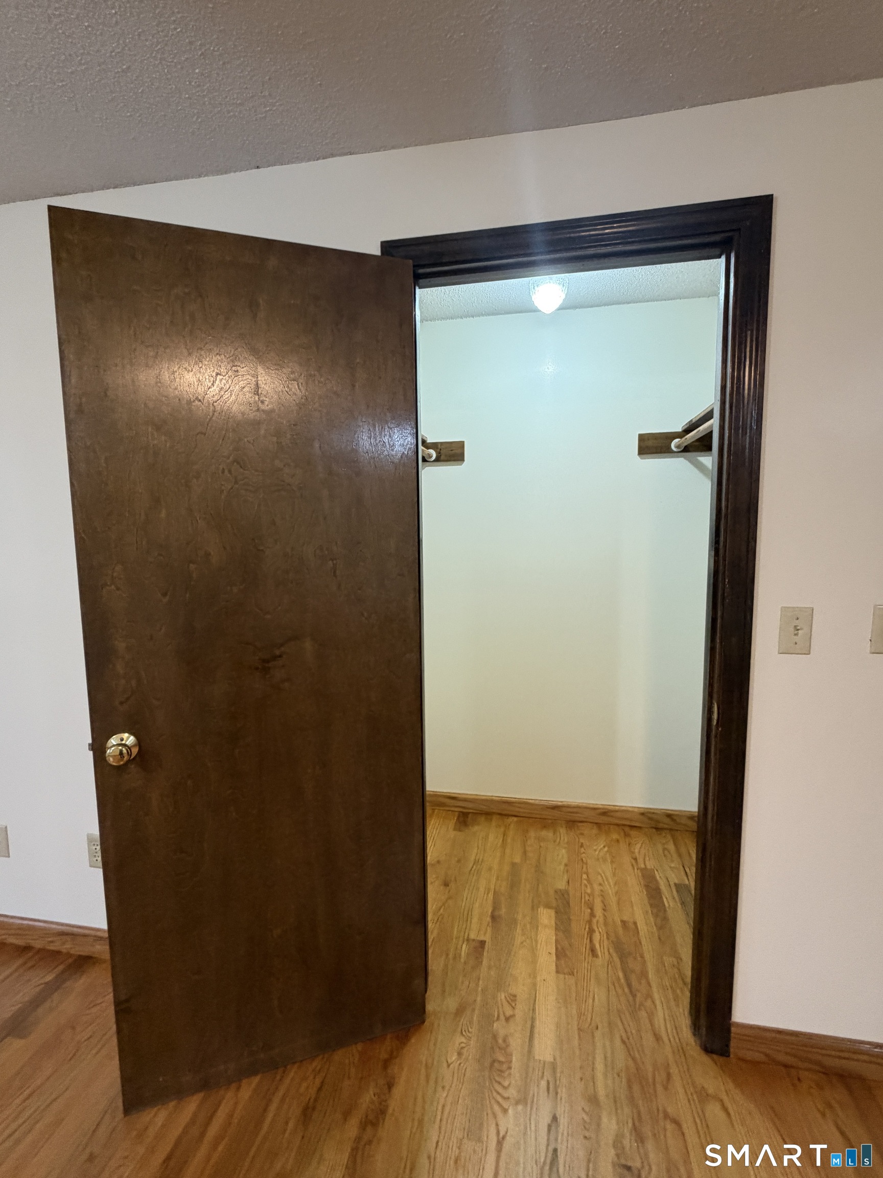 8 Brook Lane Guilford CT 06437