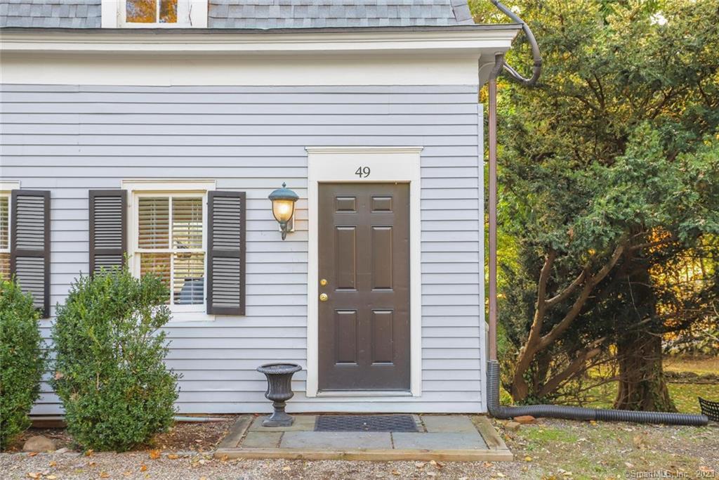 49 Hollow Tree Ridge Road Darien CT 06820