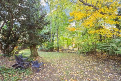 49 Hollow Tree Ridge Road Darien CT 06820