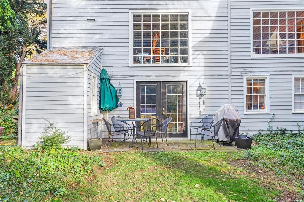 49 Hollow Tree Ridge Road Darien CT 06820