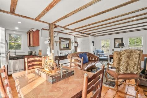 49 Hollow Tree Ridge Road Darien CT 06820