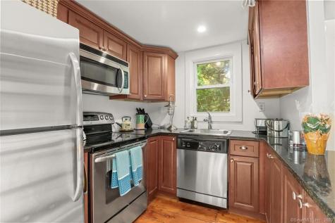 49 Hollow Tree Ridge Road Darien CT 06820