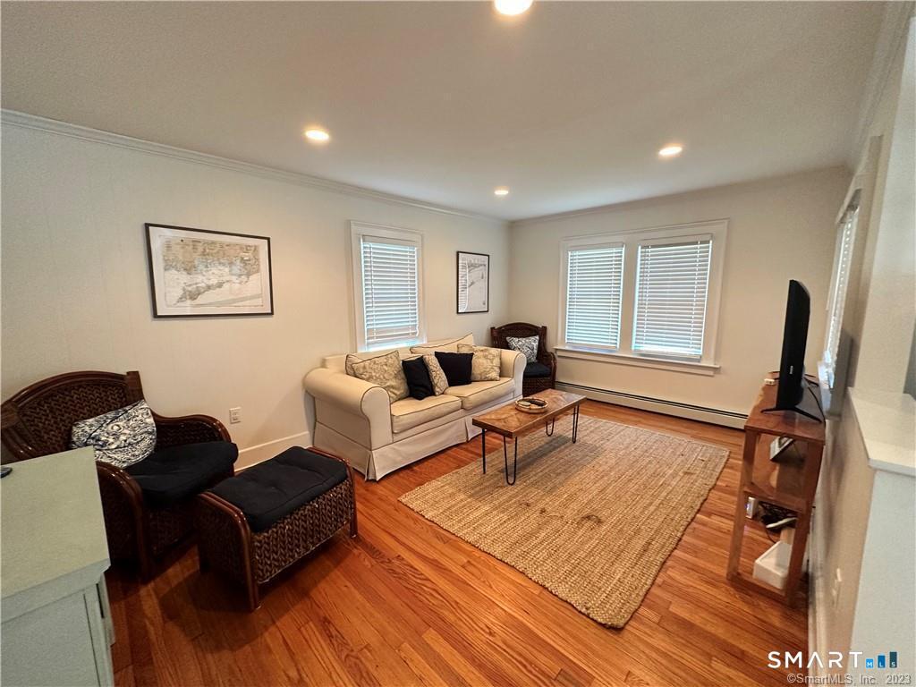 70 Noyes Avenue Stonington CT 06379