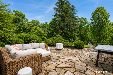 3 Holmewood Lane New Canaan CT 06840