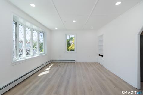 6 Brookside Avenue Sprague CT 06330