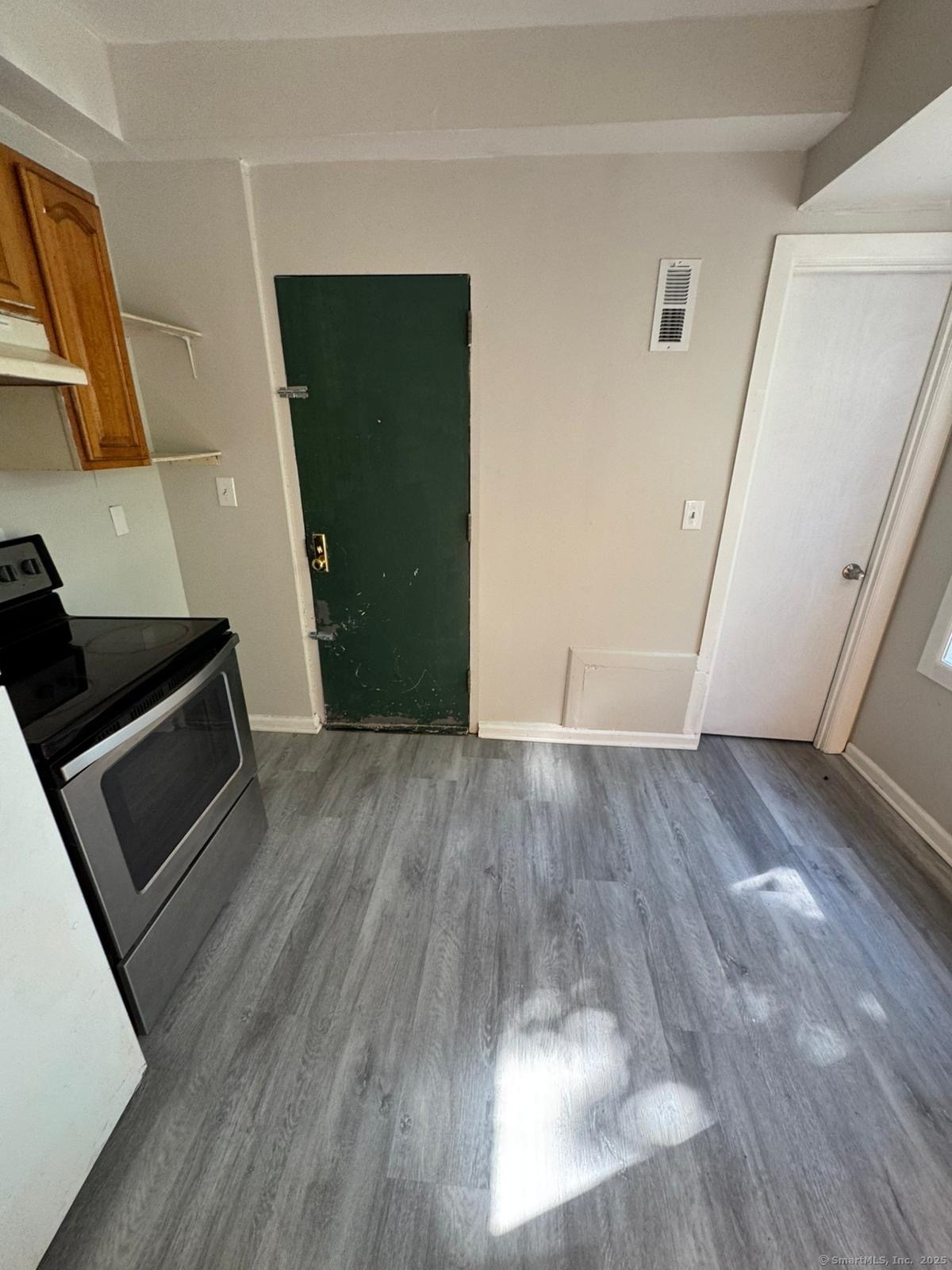 1071 Pembroke Street Bridgeport CT 06608
