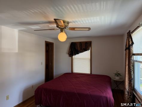 48 Barraclough Avenue Hamden CT 06517