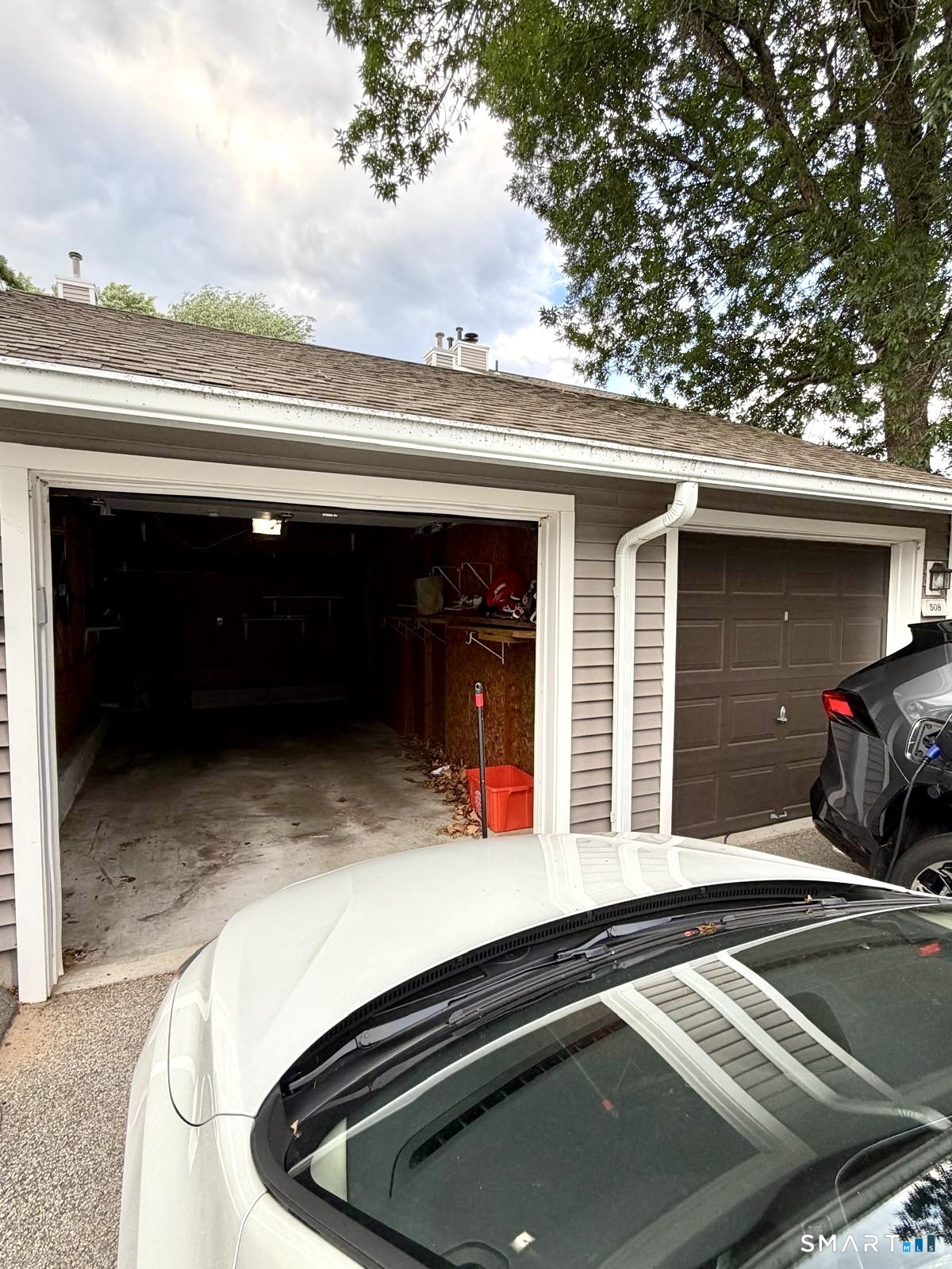 507 Mill Pond Drive South Windsor CT 06074