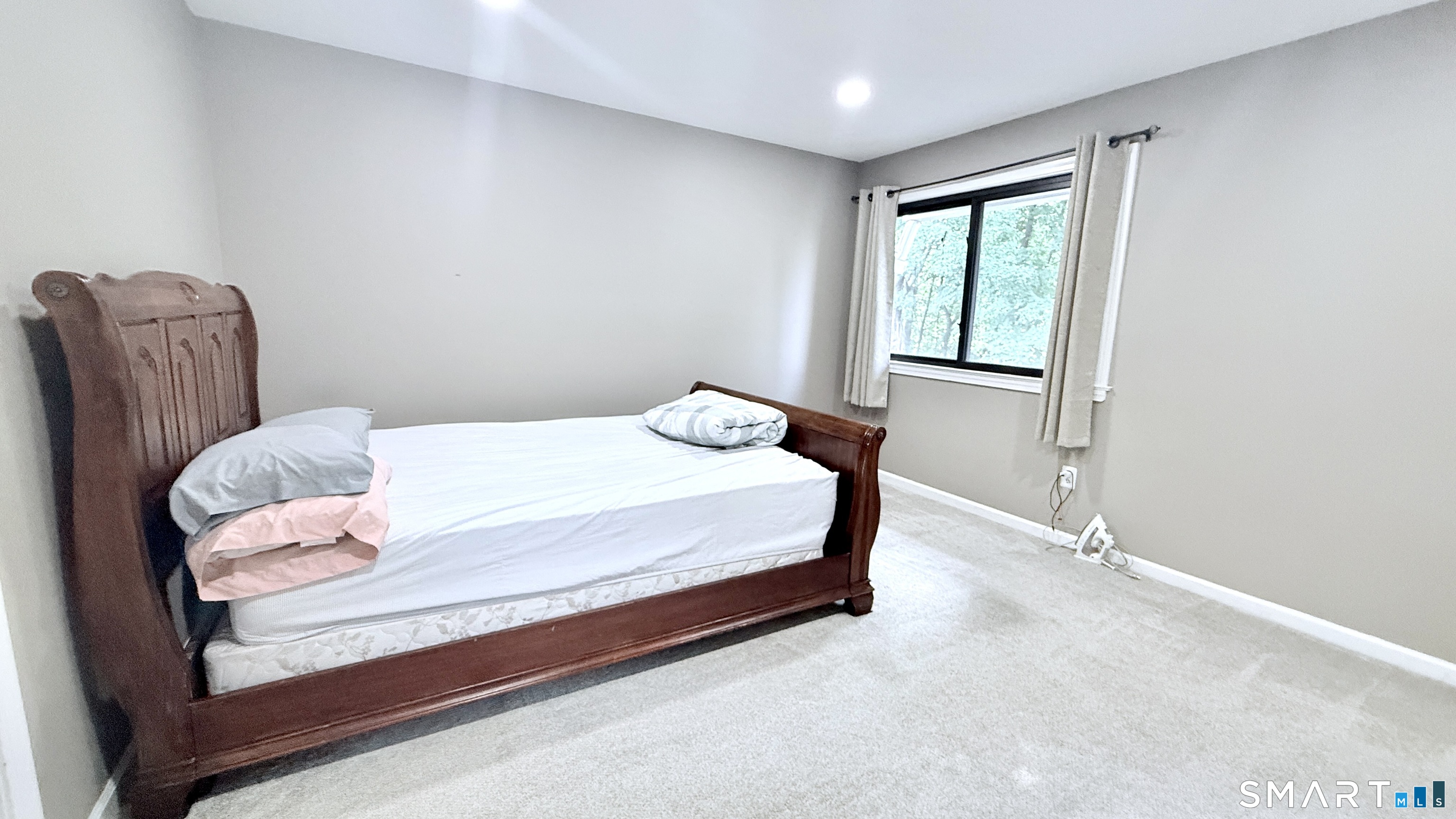 507 Mill Pond Drive South Windsor CT 06074