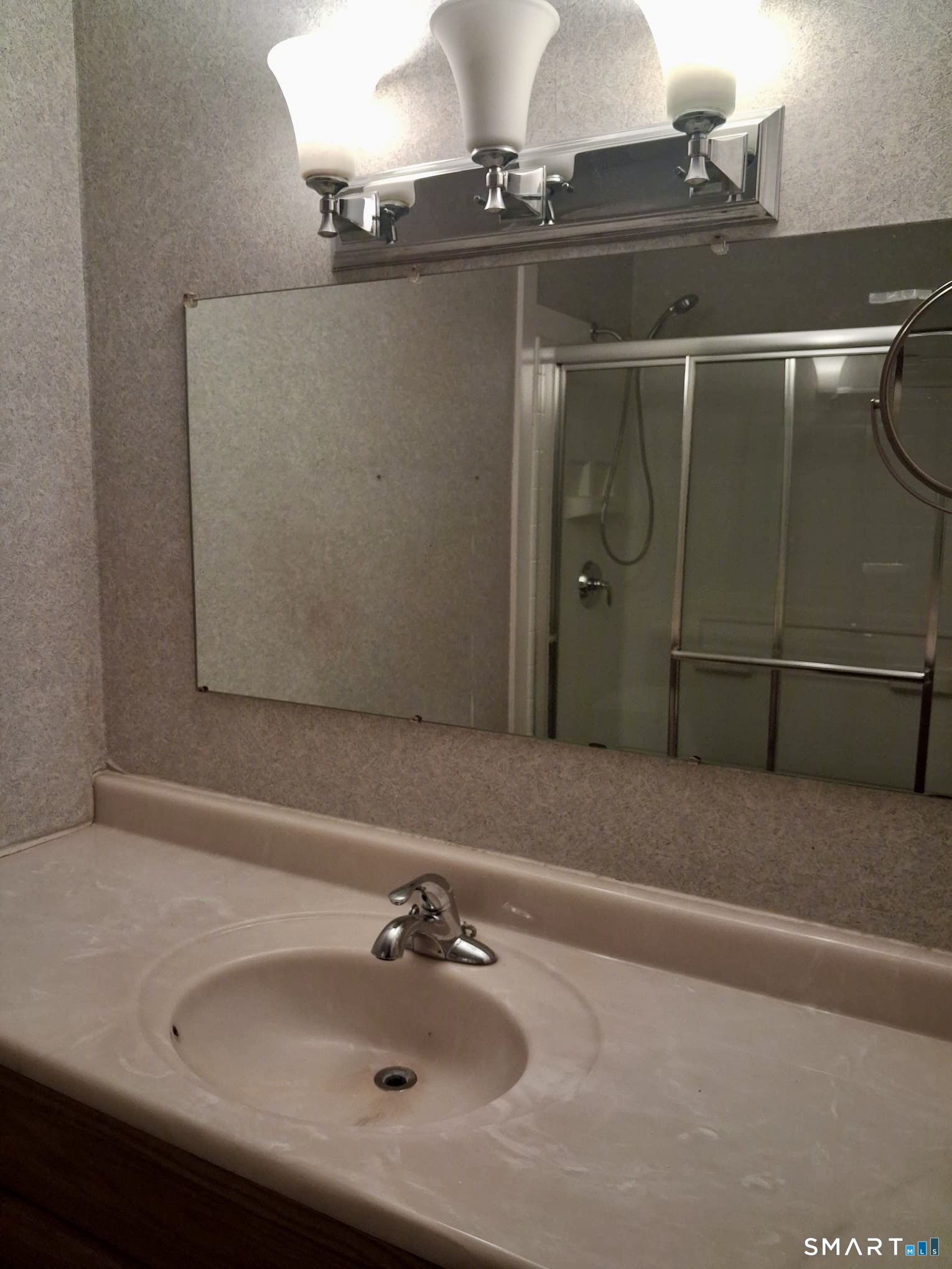 26 Amato Drive South Windsor CT 06074