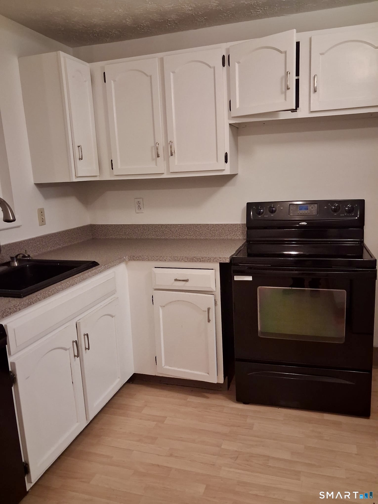 26 Amato Drive South Windsor CT 06074