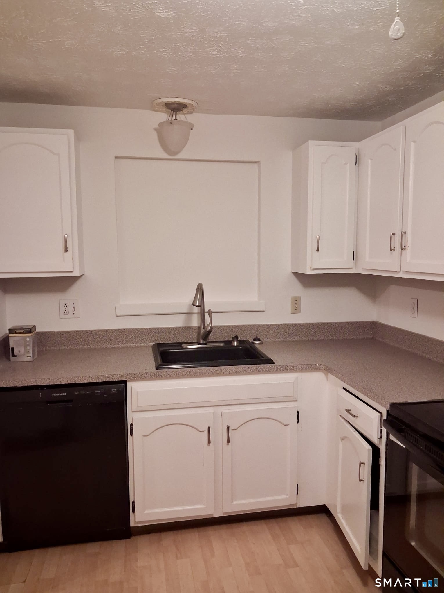 26 Amato Drive South Windsor CT 06074