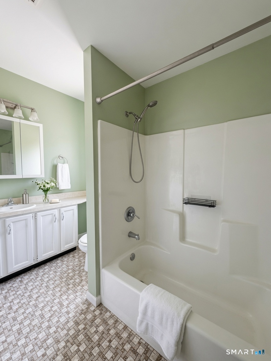 27 Bayview Place West Haven CT 06516