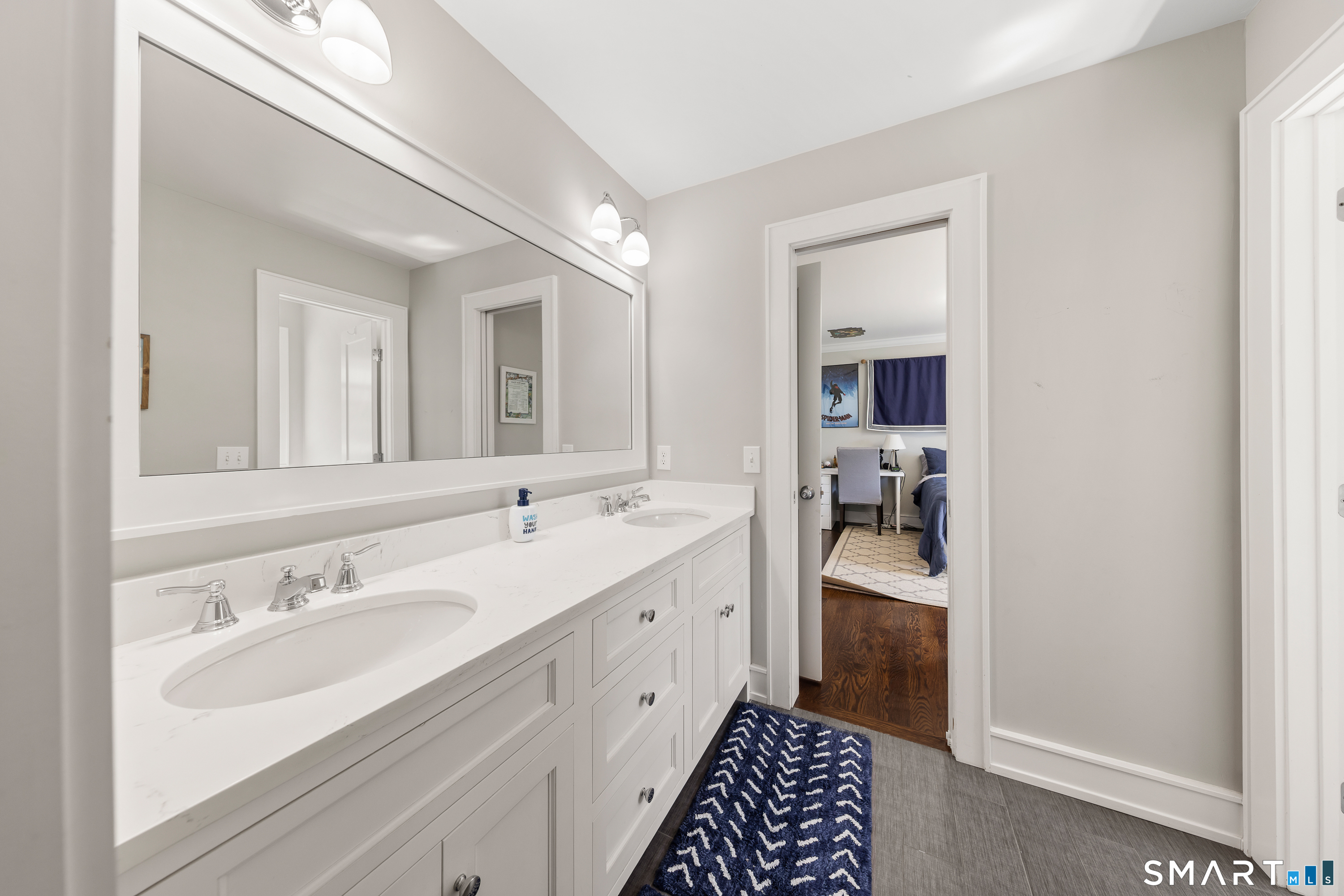 110 Smith Street Fairfield CT 06824