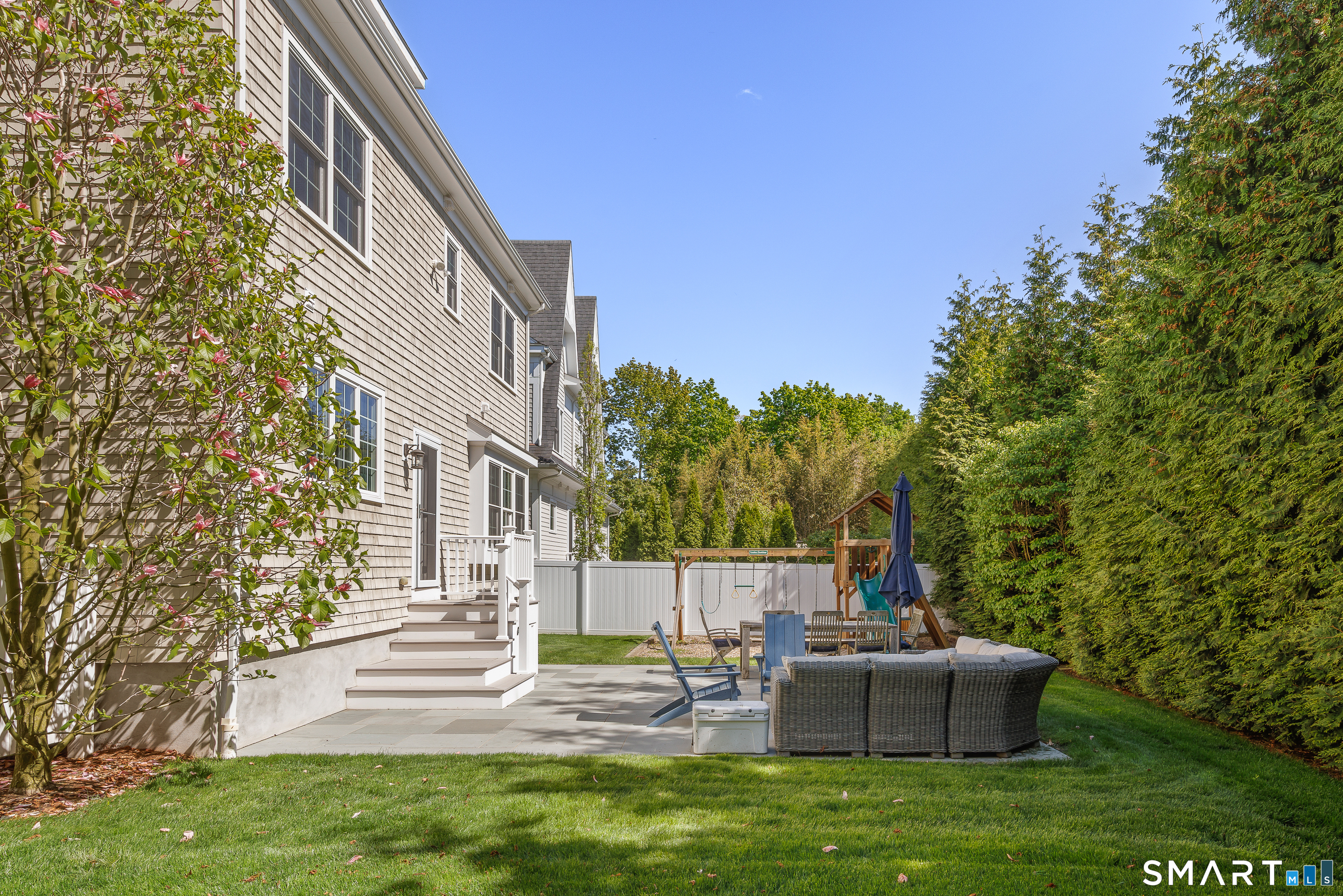110 Smith Street Fairfield CT 06824