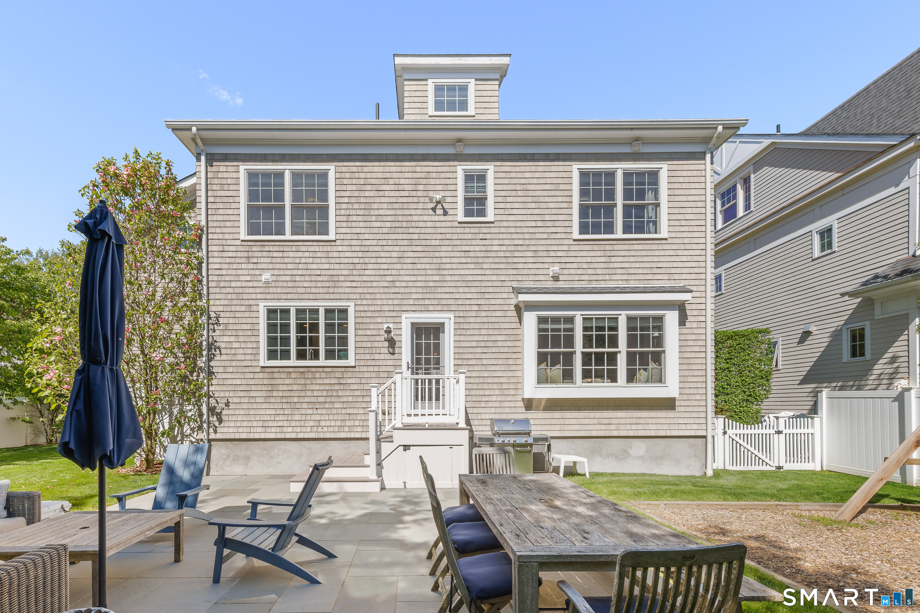 110 Smith Street Fairfield CT 06824