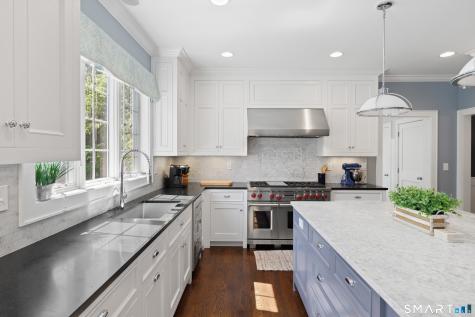 110 Smith Street Fairfield CT 06824
