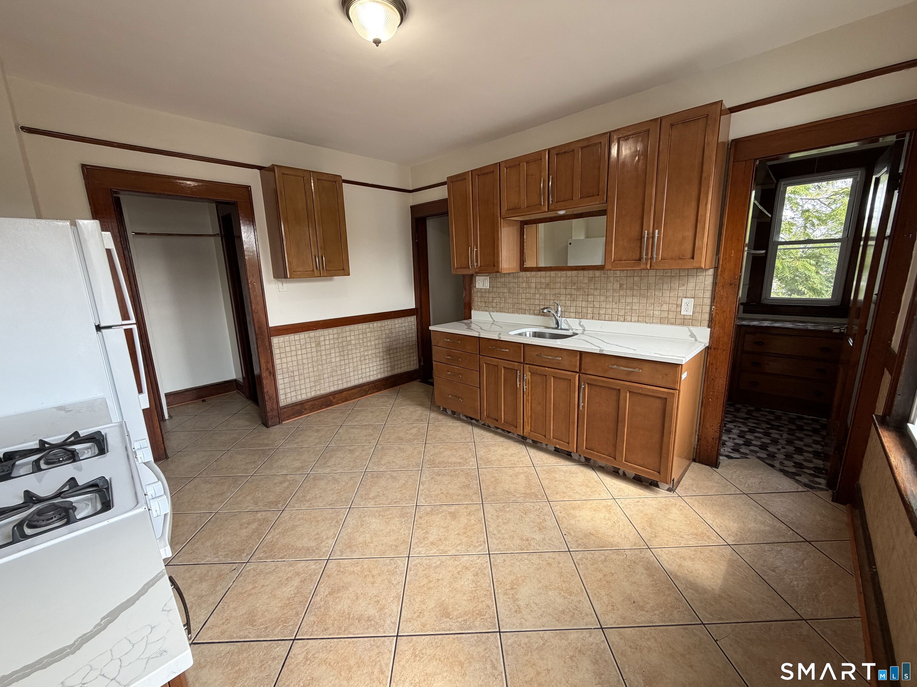 306 Judson Place Bridgeport CT 06610