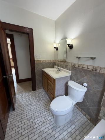 306 Judson Place Bridgeport CT 06610