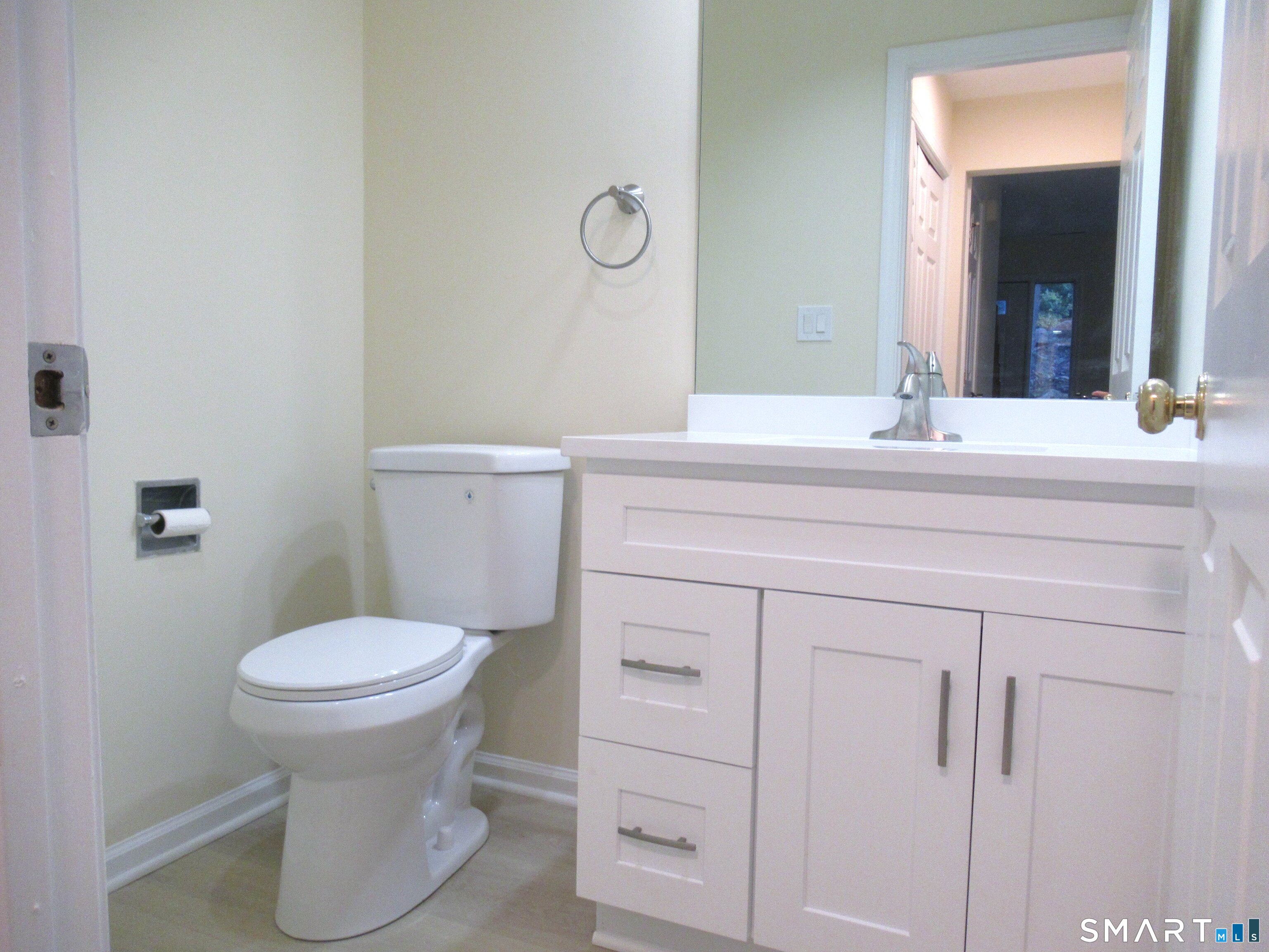 38 Country Walk Shelton CT 06484