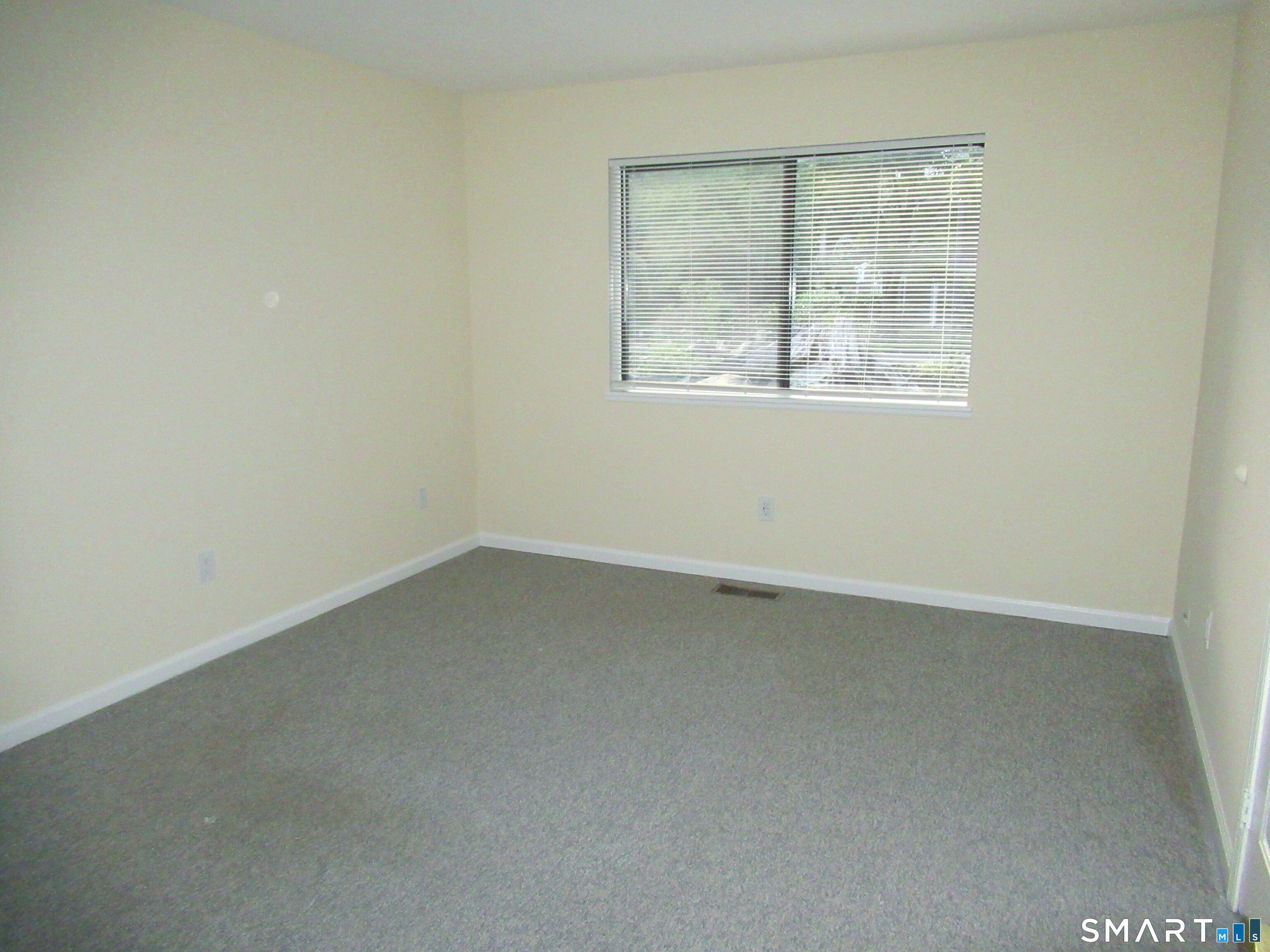38 Country Walk Shelton CT 06484