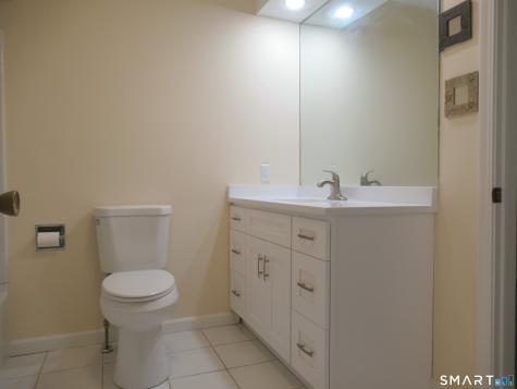 38 Country Walk Shelton CT 06484