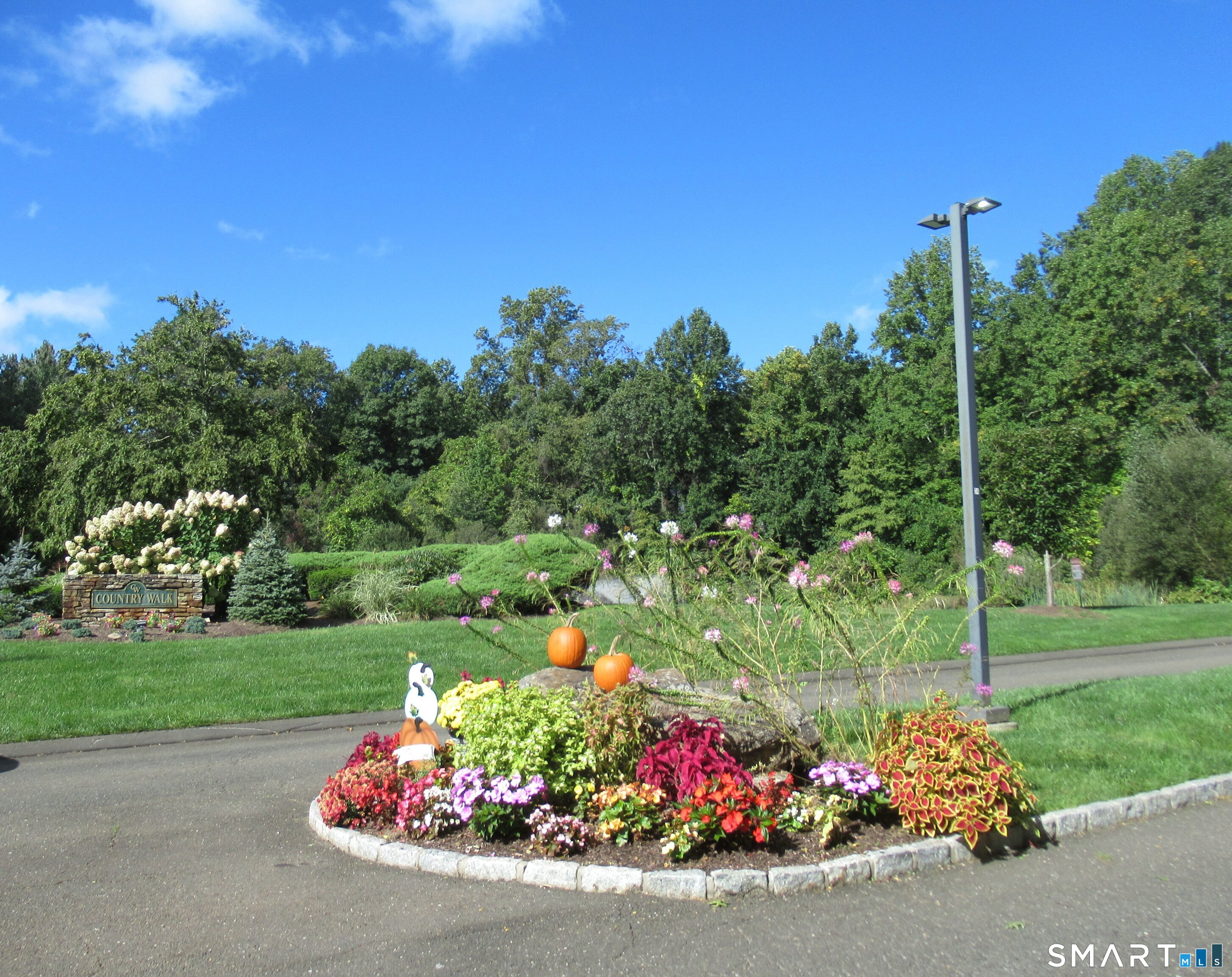 38 Country Walk Shelton CT 06484
