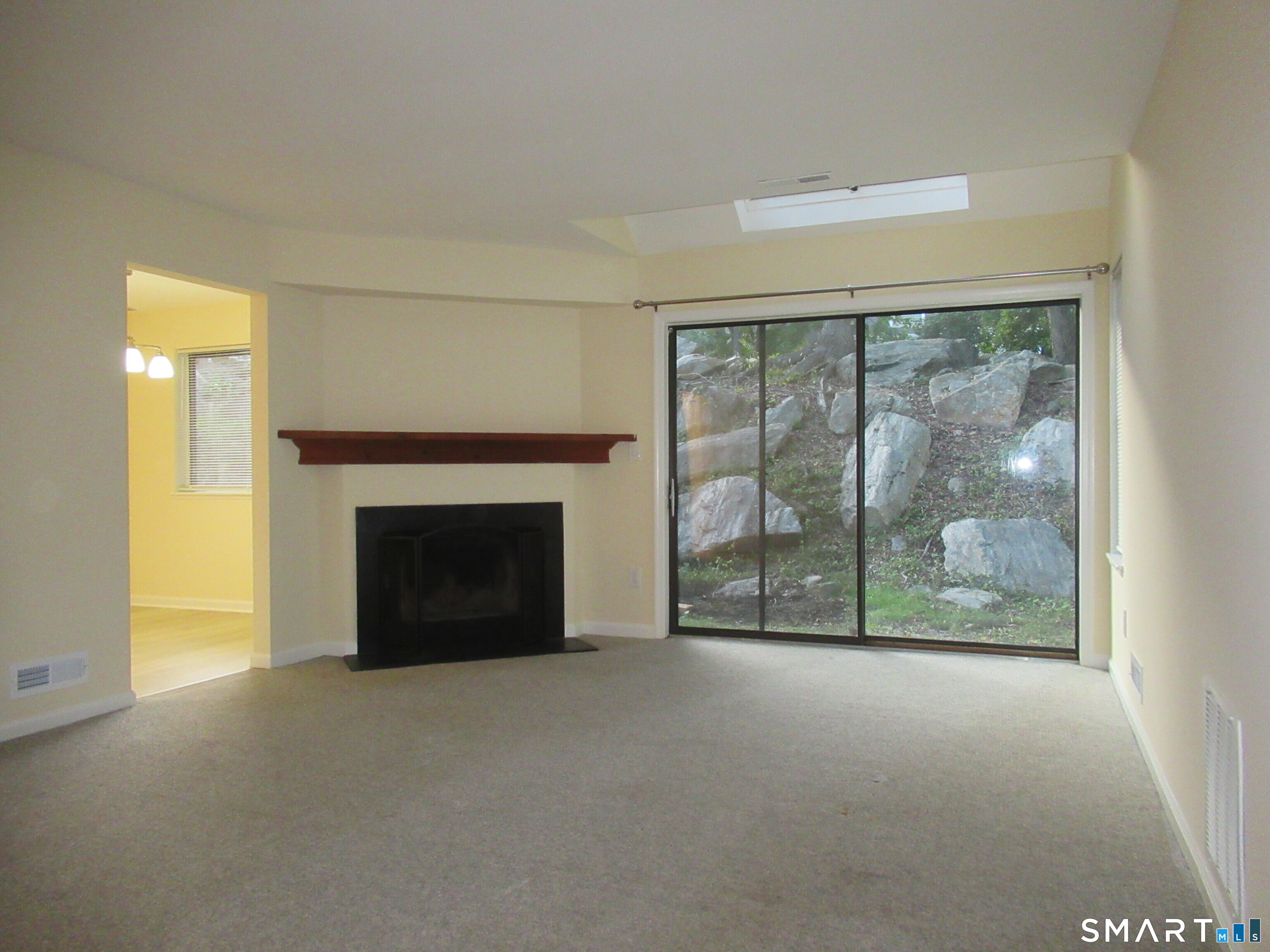 38 Country Walk Shelton CT 06484