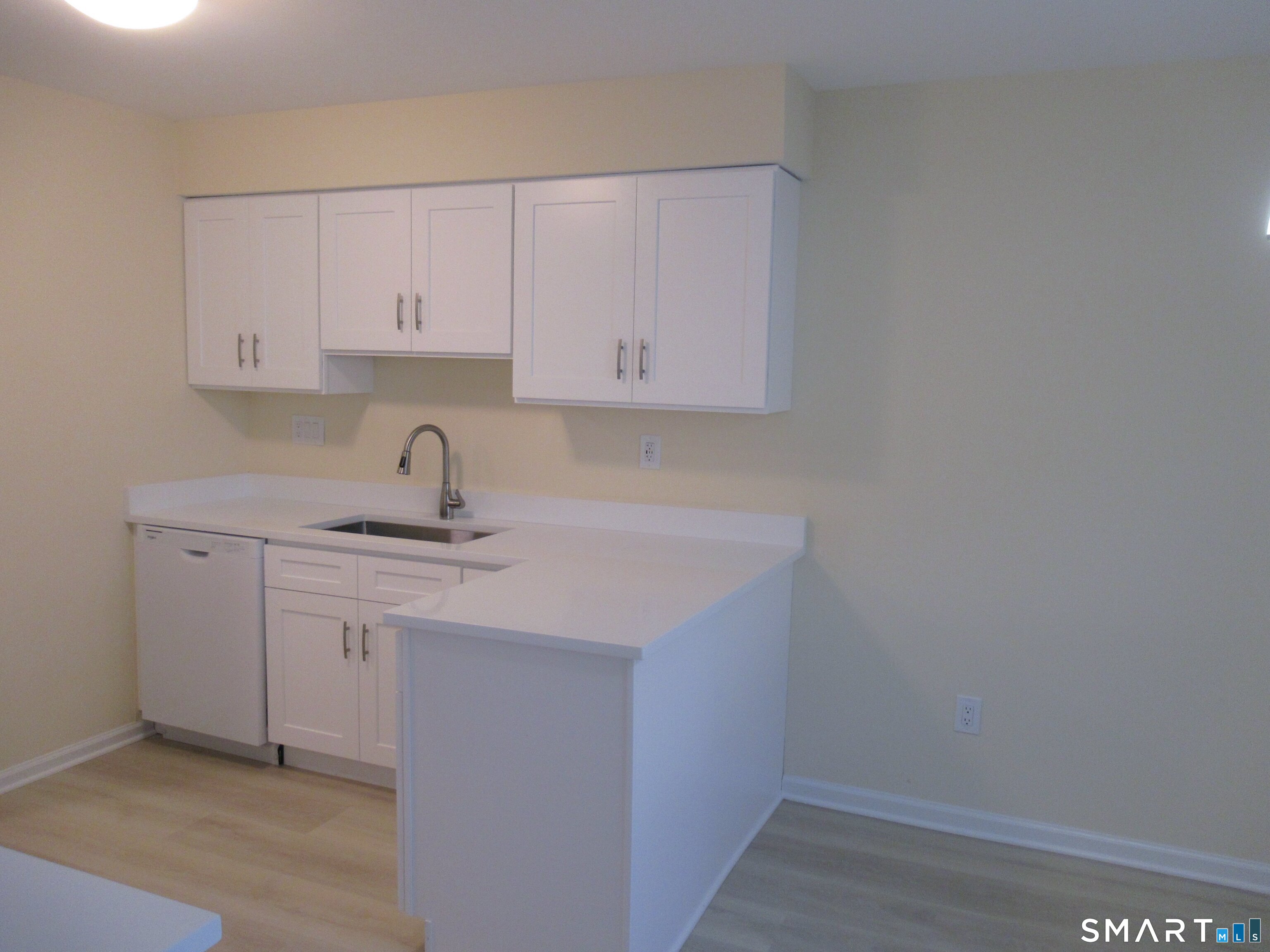 38 Country Walk Shelton CT 06484