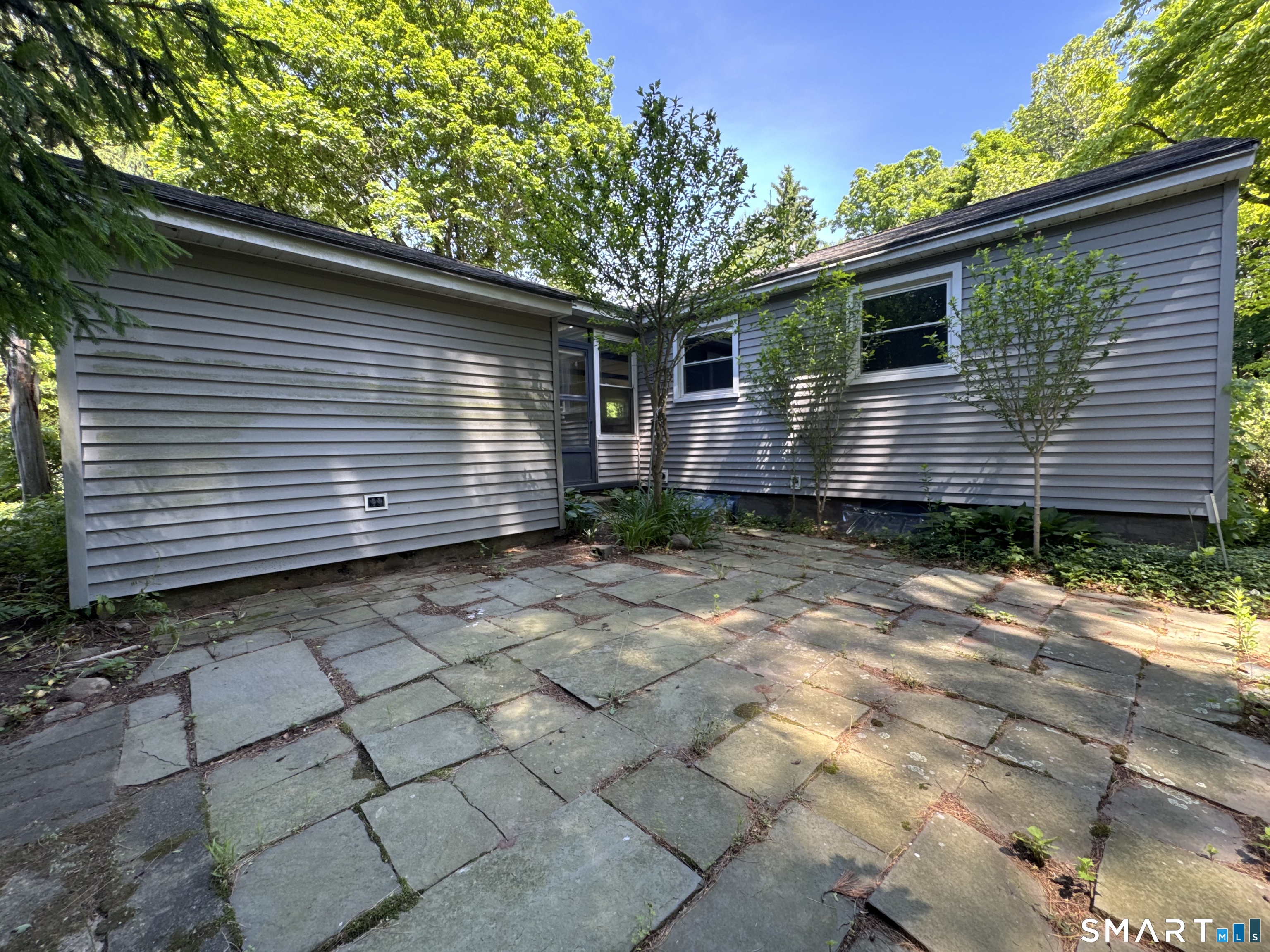 95 Riverside Drive Hamden CT 06518