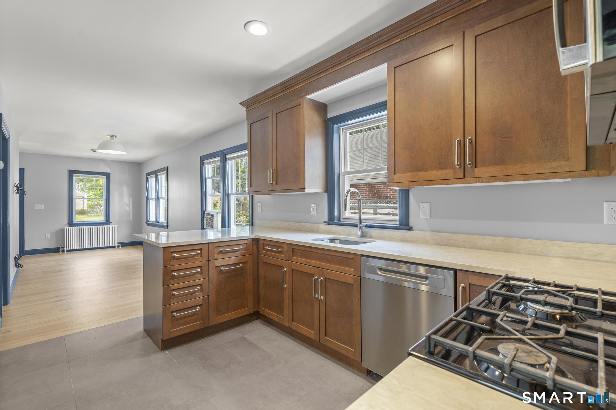16 Saint Charles Avenue Stamford CT 06907
