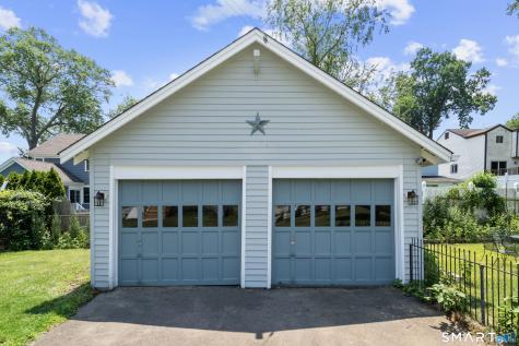 16 Saint Charles Avenue Stamford CT 06907