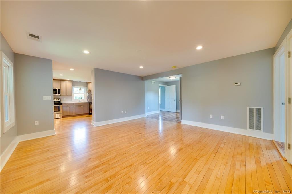 157 River Road Willington CT 06279