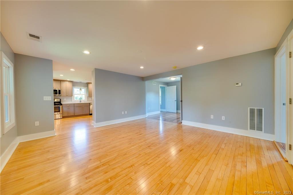 157 River Road Willington CT 06279