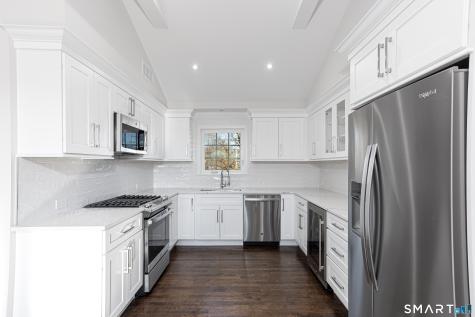 38 Poe Court Fairfield CT 06825